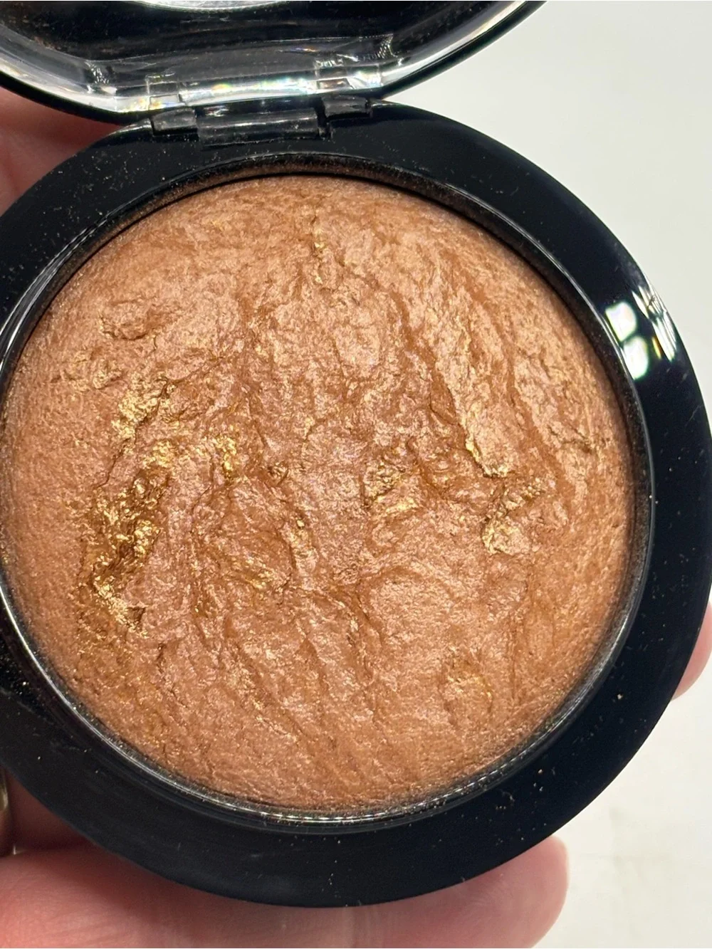 MAC Global Glow Bronzer Mineralized Skinfinish  Tested